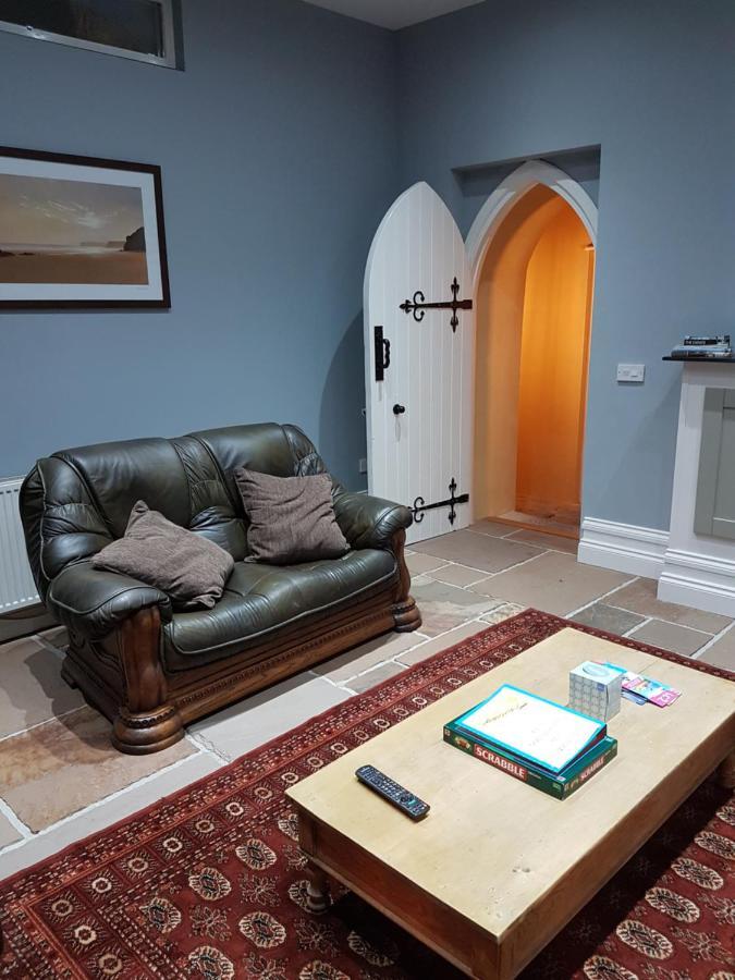 Renovated Church Close To The Beach Llanelli Camera foto